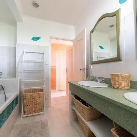 Villa Lavish In With Private Swimming Pool